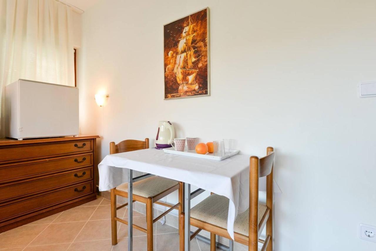 Rooms & Apartments Hegic Zadar Ngoại thất bức ảnh
