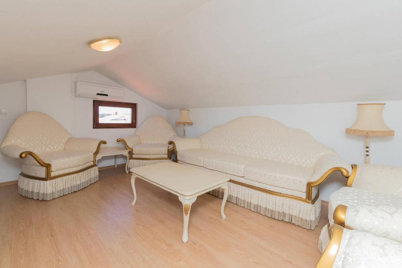 Rooms & Apartments Hegic Zadar Ngoại thất bức ảnh