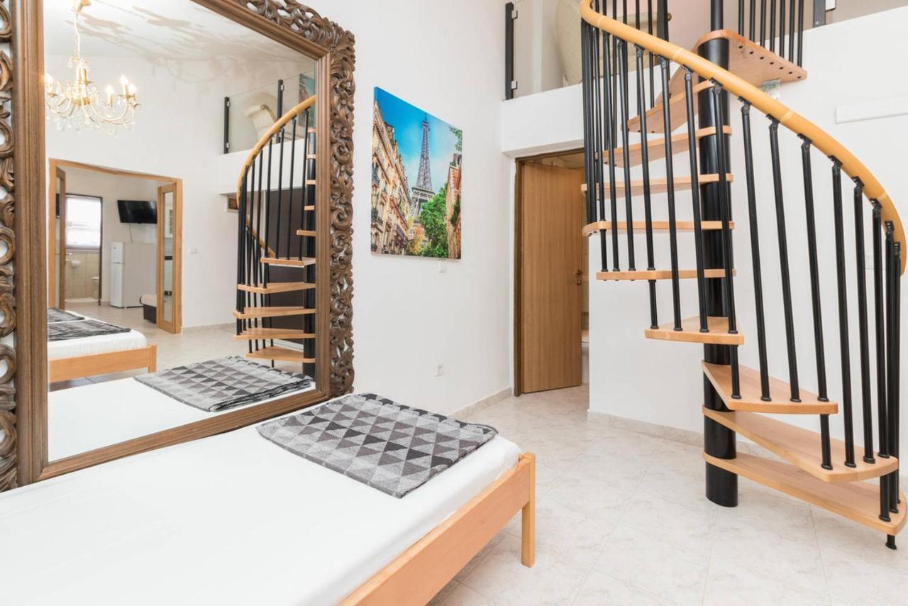 Rooms & Apartments Hegic Zadar Ngoại thất bức ảnh
