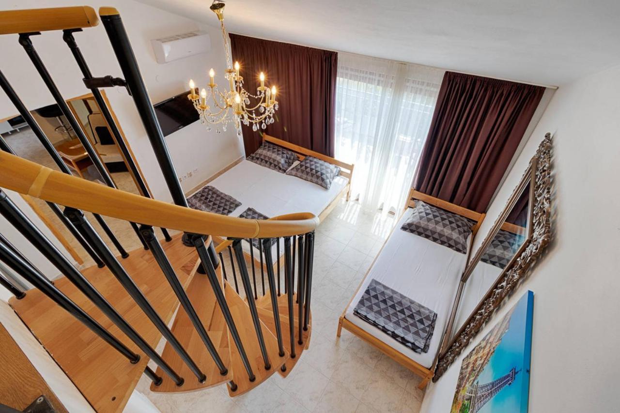 Rooms & Apartments Hegic Zadar Ngoại thất bức ảnh