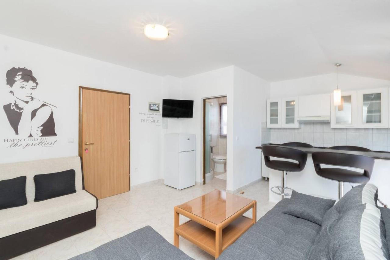Rooms & Apartments Hegic Zadar Ngoại thất bức ảnh