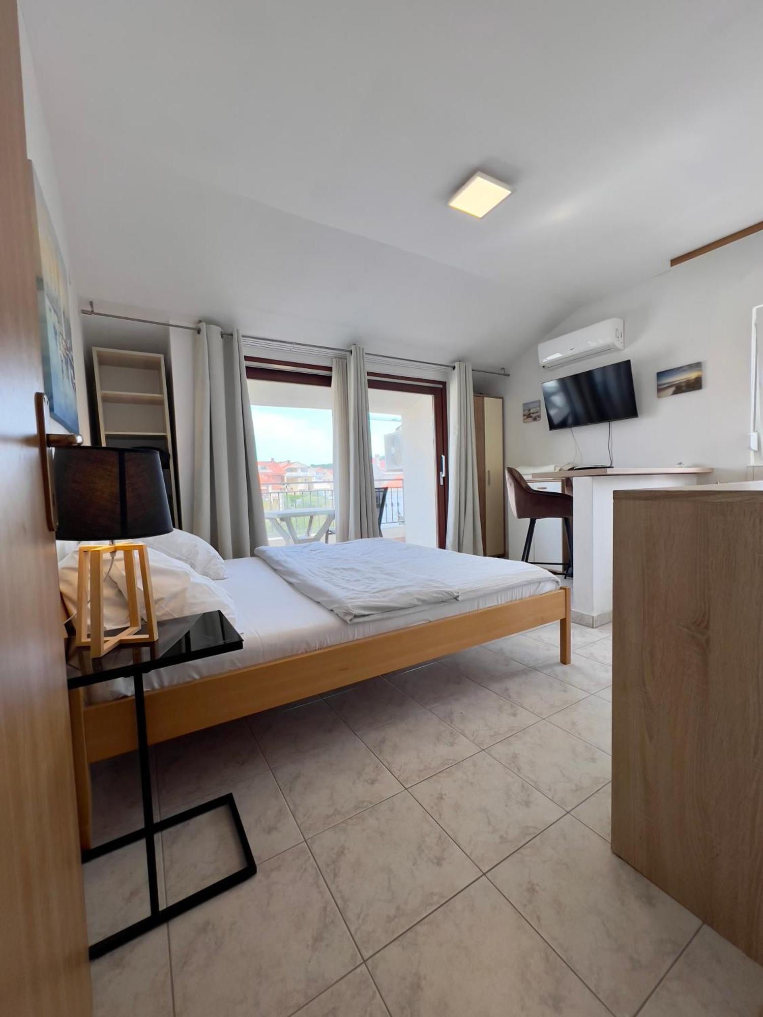 Rooms & Apartments Hegic Zadar Ngoại thất bức ảnh