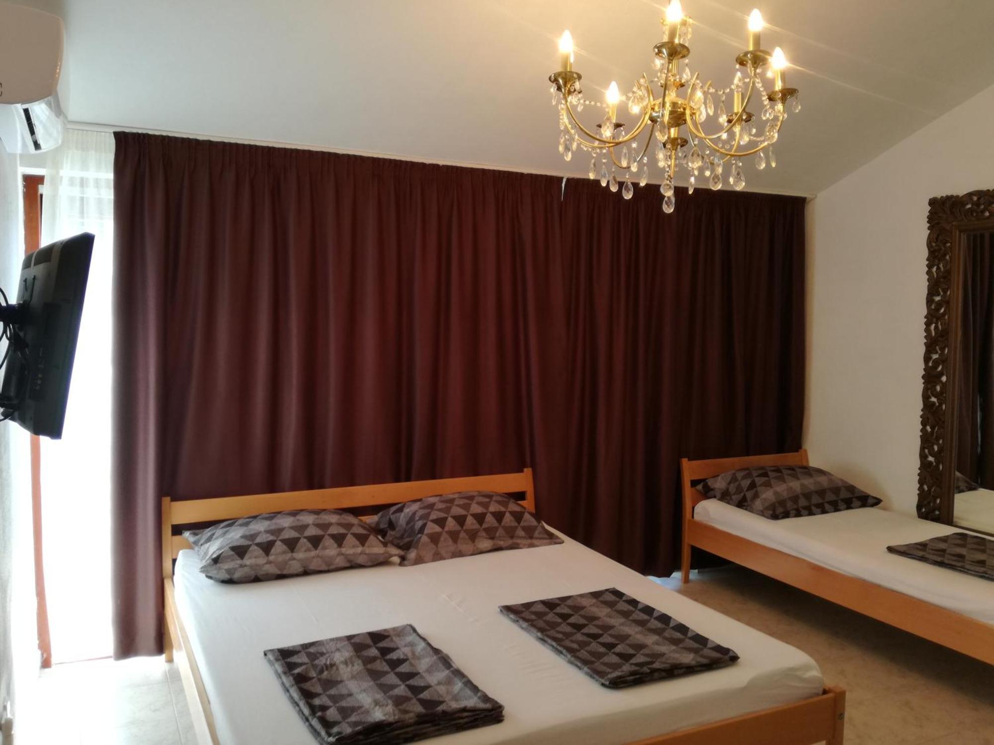 Rooms & Apartments Hegic Zadar Ngoại thất bức ảnh