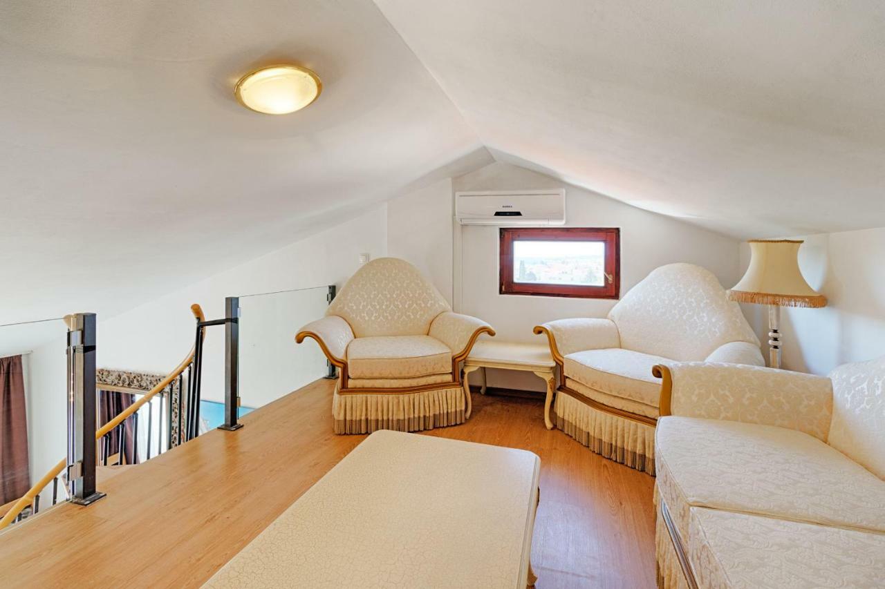 Rooms & Apartments Hegic Zadar Ngoại thất bức ảnh
