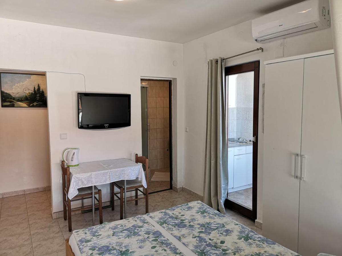 Rooms & Apartments Hegic Zadar Ngoại thất bức ảnh